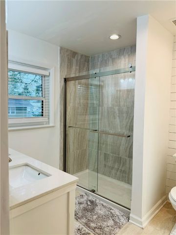 627 Newcastle Street, Brunswick, GA 31520