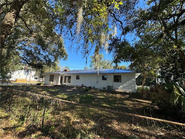 627 Newcastle Street, Brunswick, GA 31520