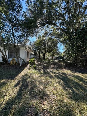 627 Newcastle Street, Brunswick, GA 31520