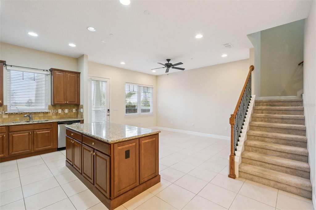 Image 12 of property listing at 13783 BENAVENTE AVENUE, Orlando, FL 32827