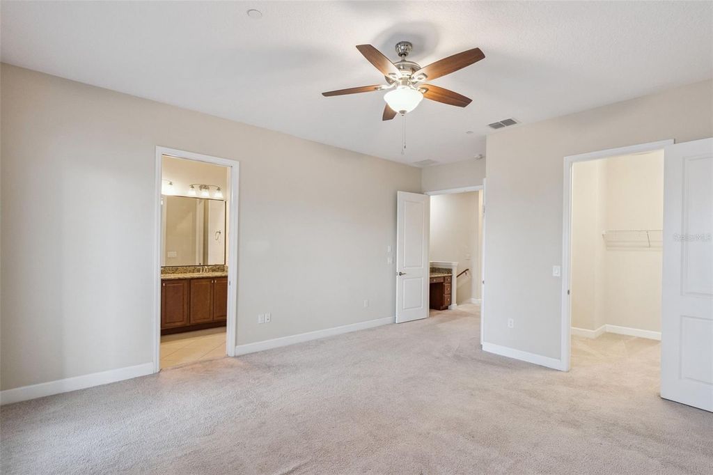 Image 19 of property listing at 13783 BENAVENTE AVENUE, Orlando, FL 32827