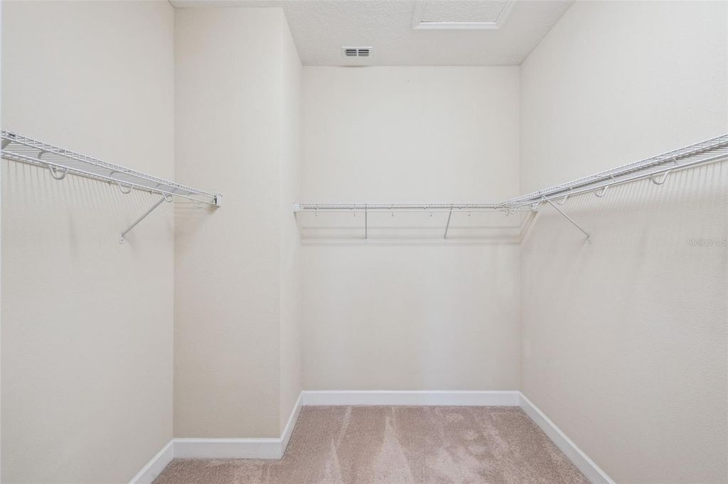 Image 31 of property listing at 13783 BENAVENTE AVENUE, Orlando, FL 32827