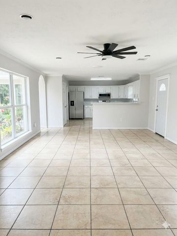 8420 Denby Street, Houston, TX 77012