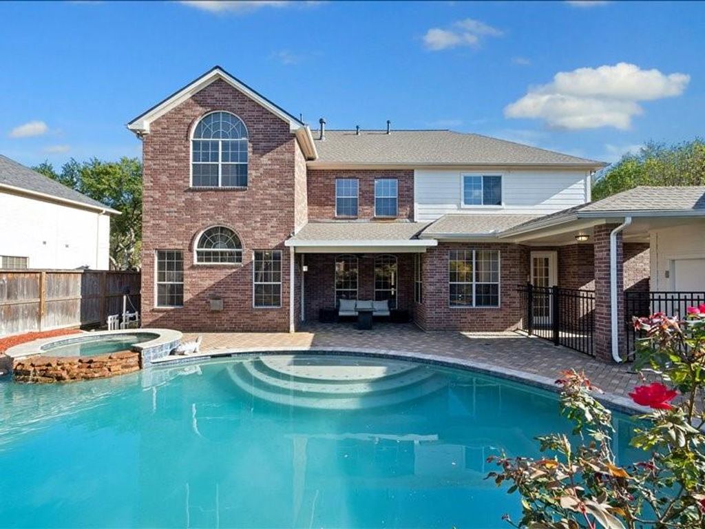 15415 Rocky Oak Court, Houston, TX 77059
