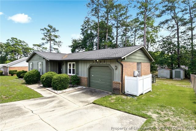 1837 Eichelberger Drive, Fayetteville, NC 28303