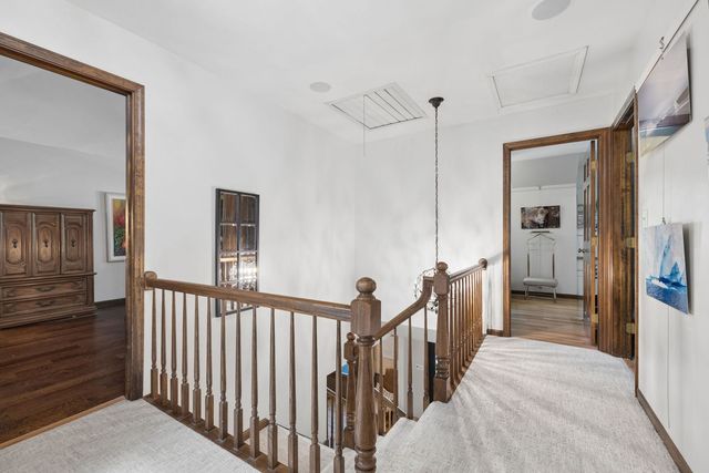 105 Fresno Court, Naperville, IL 60540