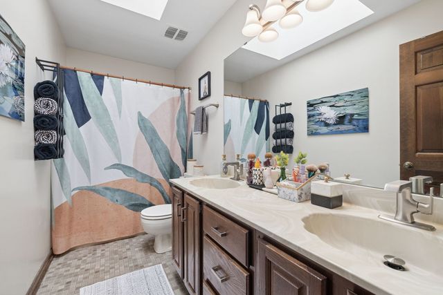 105 Fresno Court, Naperville, IL 60540