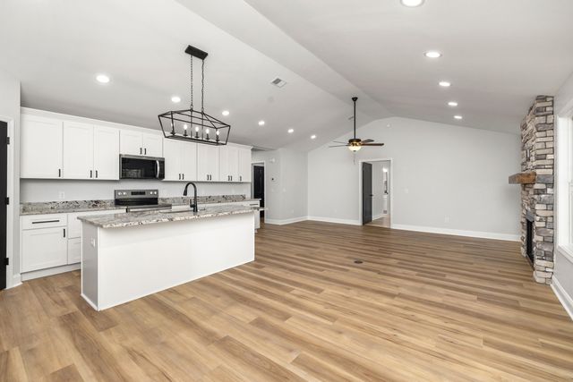 2147 Bloomville Road, Manning, SC 29102