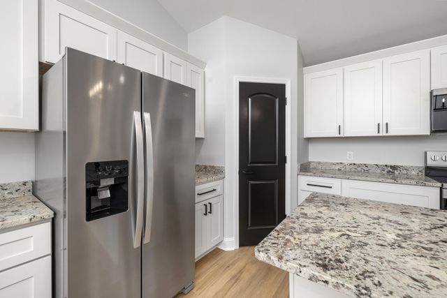 2147 Bloomville Road, Manning, SC 29102