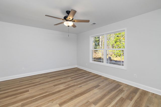 2147 Bloomville Road, Manning, SC 29102