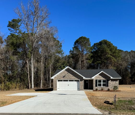 2147 Bloomville Road, Manning, SC 29102