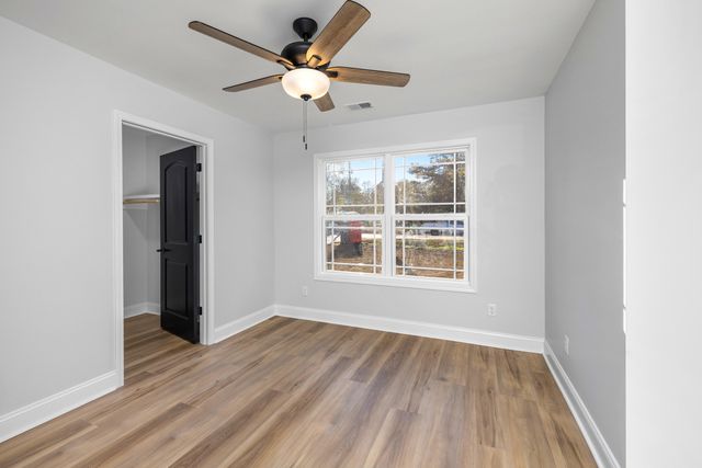 2147 Bloomville Road, Manning, SC 29102