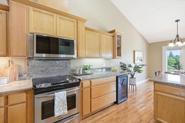 91 Morning Dove Trail, Eagle Point, OR 97524