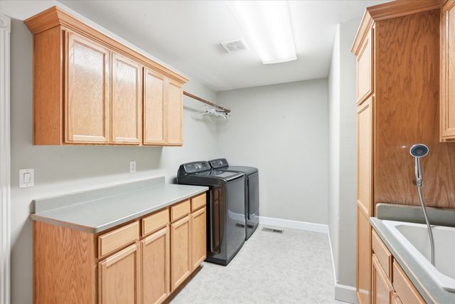 91 Morning Dove Trail, Eagle Point, OR 97524