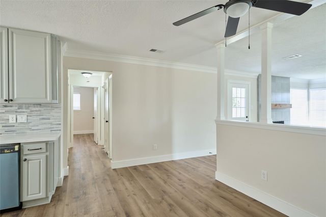 6527 Zapata Drive, Houston, TX 77083