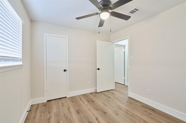 6527 Zapata Drive, Houston, TX 77083