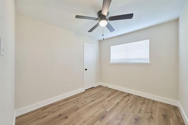 6527 Zapata Drive, Houston, TX 77083