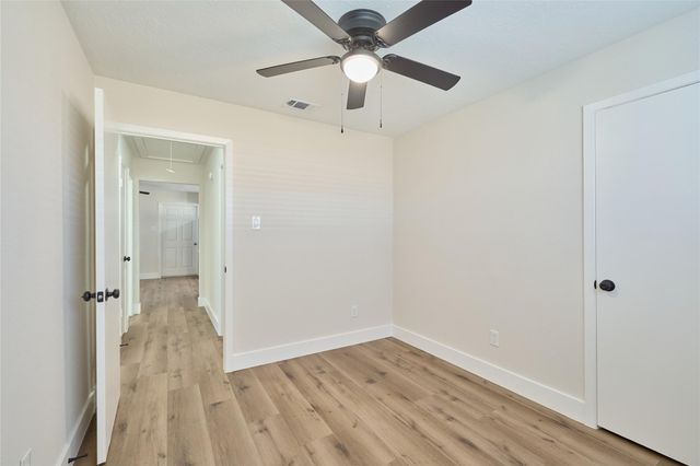 6527 Zapata Drive, Houston, TX 77083