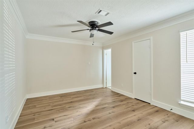 6527 Zapata Drive, Houston, TX 77083