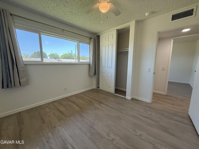 45303 Lorimer Avenue, Lancaster, CA 93534