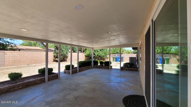 45303 Lorimer Avenue, Lancaster, CA 93534