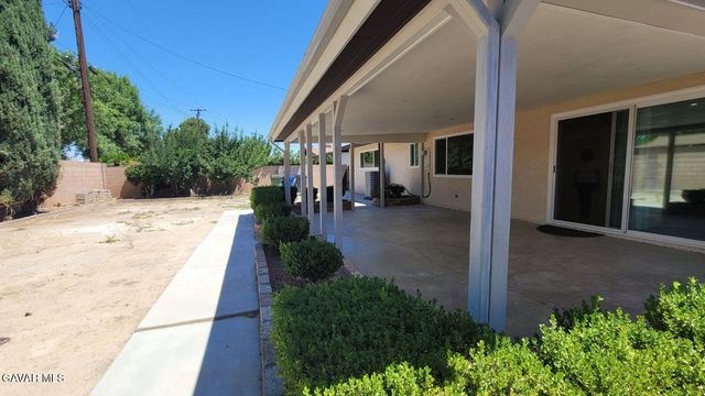 45303 Lorimer Avenue, Lancaster, CA 93534