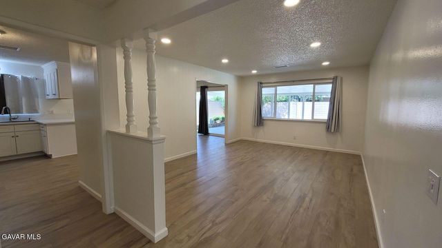 45303 Lorimer Avenue, Lancaster, CA 93534