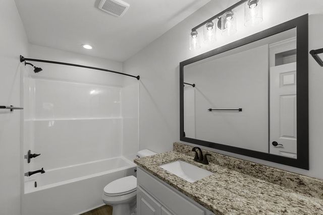 113 Thistlewood Drive, Dothan, AL 36301