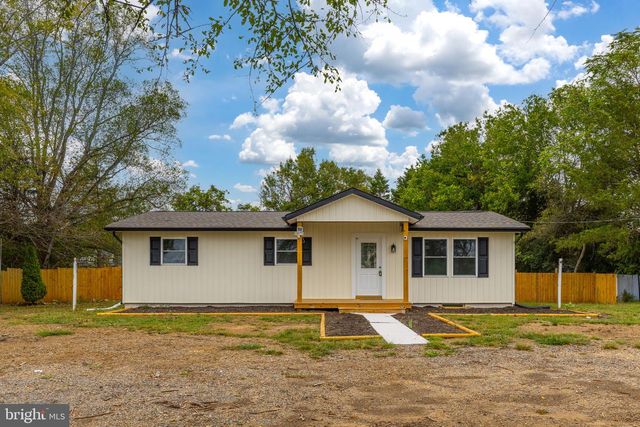 77 FOREST LANE RD, Fredericksburg, VA 22405