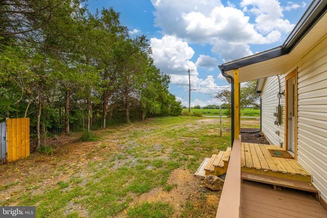 77 FOREST LANE RD, Fredericksburg, VA 22405