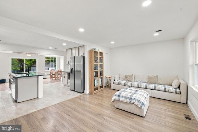 77 FOREST LANE RD, Fredericksburg, VA 22405