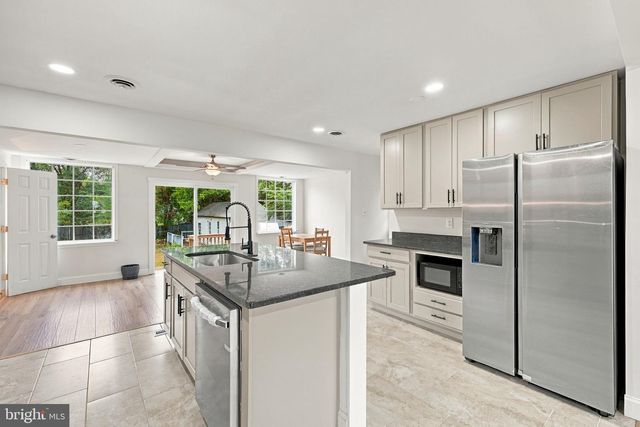 77 FOREST LANE RD, Fredericksburg, VA 22405