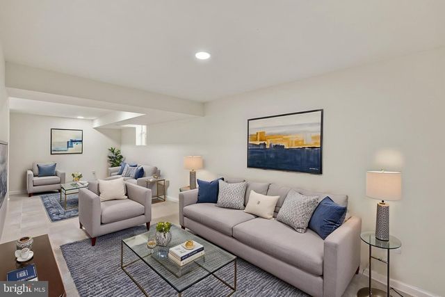 77 FOREST LANE RD, Fredericksburg, VA 22405