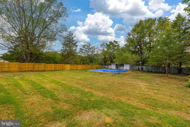77 FOREST LANE RD, Fredericksburg, VA 22405