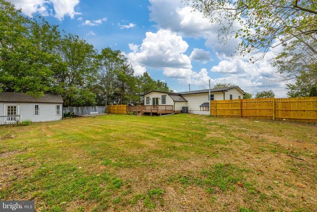 77 FOREST LANE RD, Fredericksburg, VA 22405