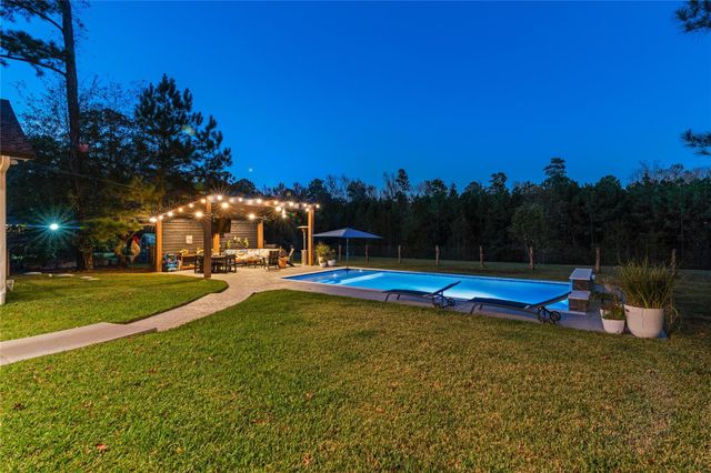 11523 Oak Springs Drive, Willis, TX 77378