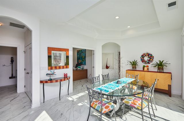 9970 Alexander Circle, West Des Moines, IA 50266