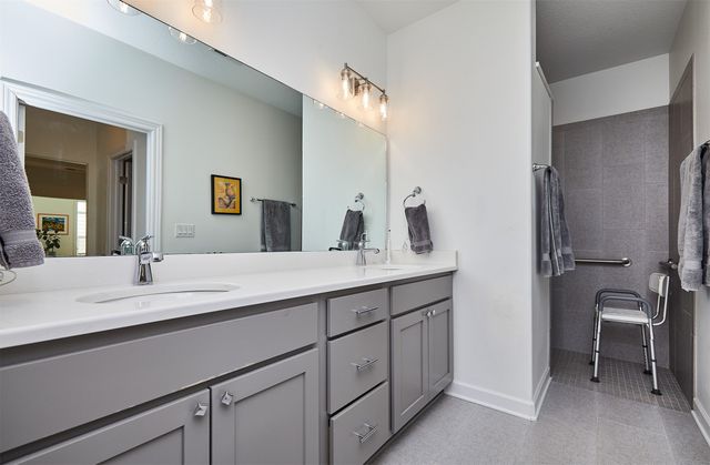 9970 Alexander Circle, West Des Moines, IA 50266