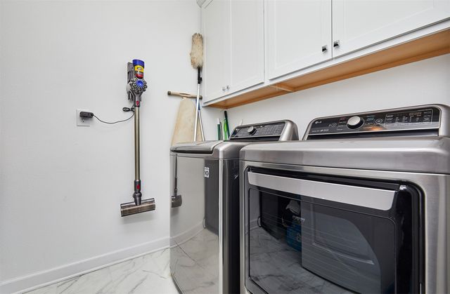 9970 Alexander Circle, West Des Moines, IA 50266