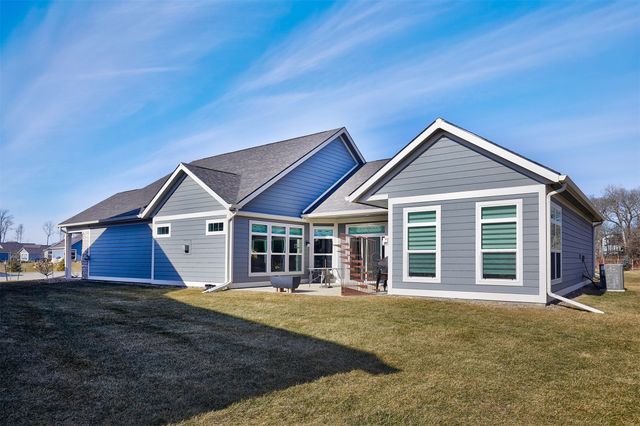 9970 Alexander Circle, West Des Moines, IA 50266