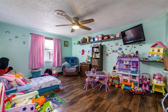12095 102ND AVENUE, Seminole, FL 33778
