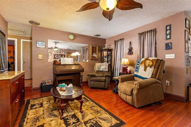 12095 102ND AVENUE, Seminole, FL 33778