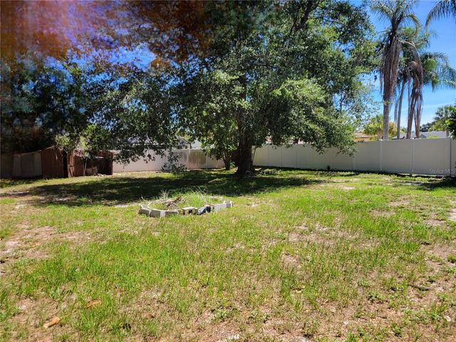 12095 102ND AVENUE, Seminole, FL 33778
