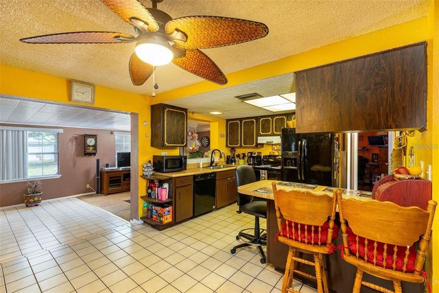 12095 102ND AVENUE, Seminole, FL 33778