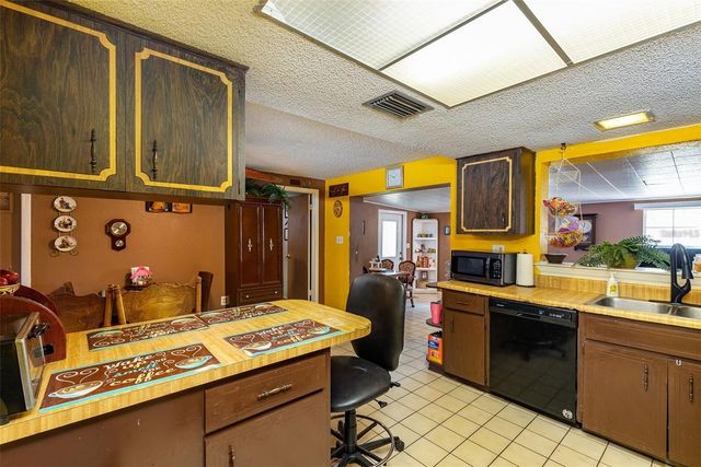 12095 102ND AVENUE, Seminole, FL 33778