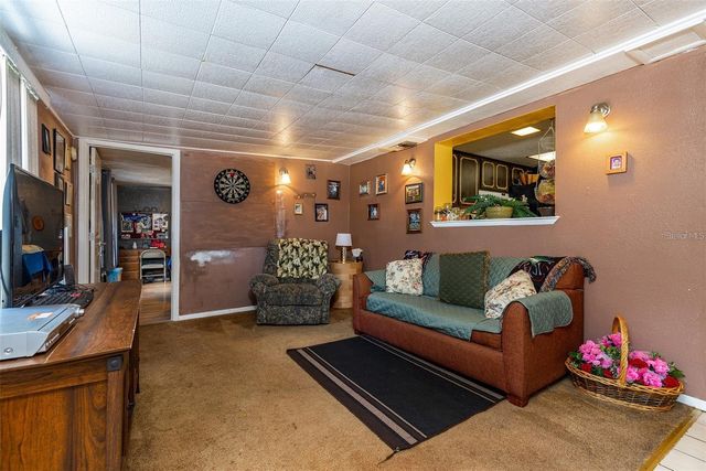 12095 102ND AVENUE, Seminole, FL 33778