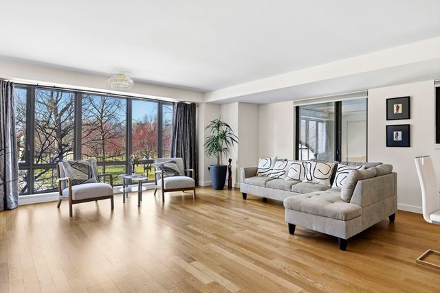 165 Tremont St 301, Boston, MA 02111