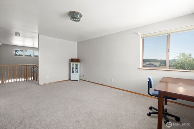 2175 SW Rock Rose Drive, Oak Harbor, WA 98277
