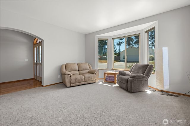 2175 SW Rock Rose Drive, Oak Harbor, WA 98277