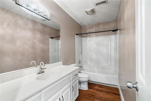 20865 Poplar Court, Spring Hill, KS 66083